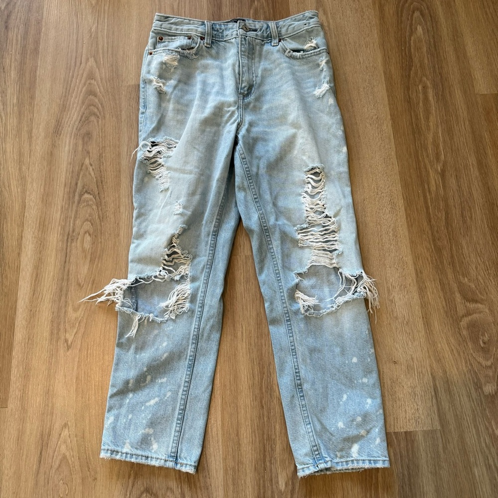 Abercrombie & Fitch Annie High Rise Girlfriend Jeans